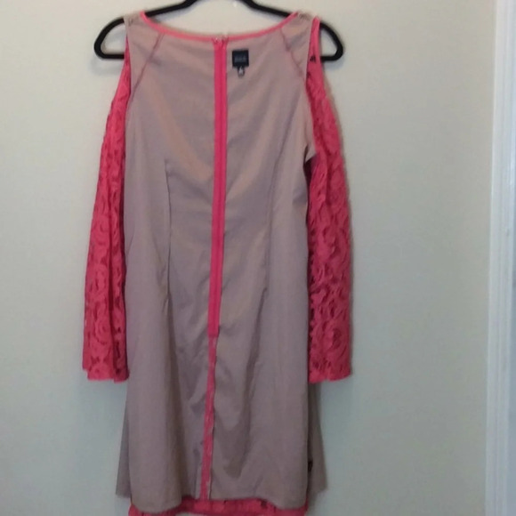 Saks Black Label Peach Lace Cold Shoulder Dress - Picture 7 of 9
